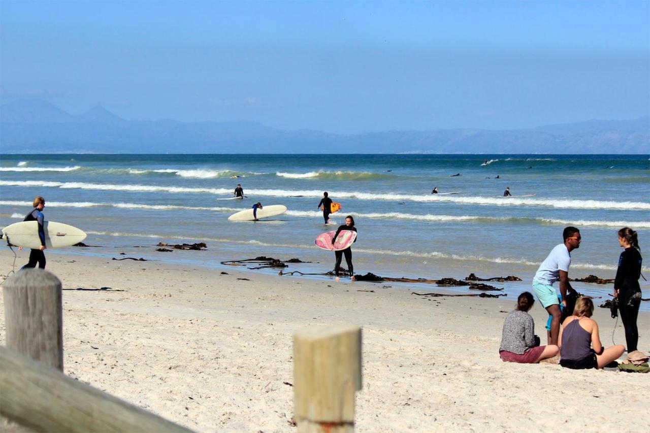 The Place Muizenberg Bed and Breakfast Esterno foto