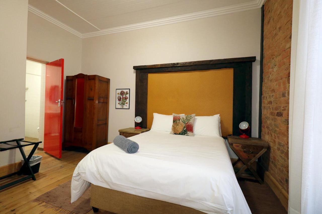 The Place Muizenberg Bed and Breakfast Esterno foto