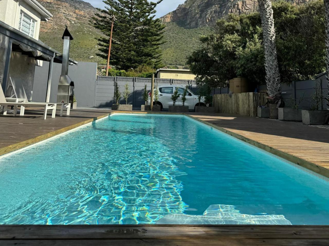 The Place Muizenberg Esterno foto