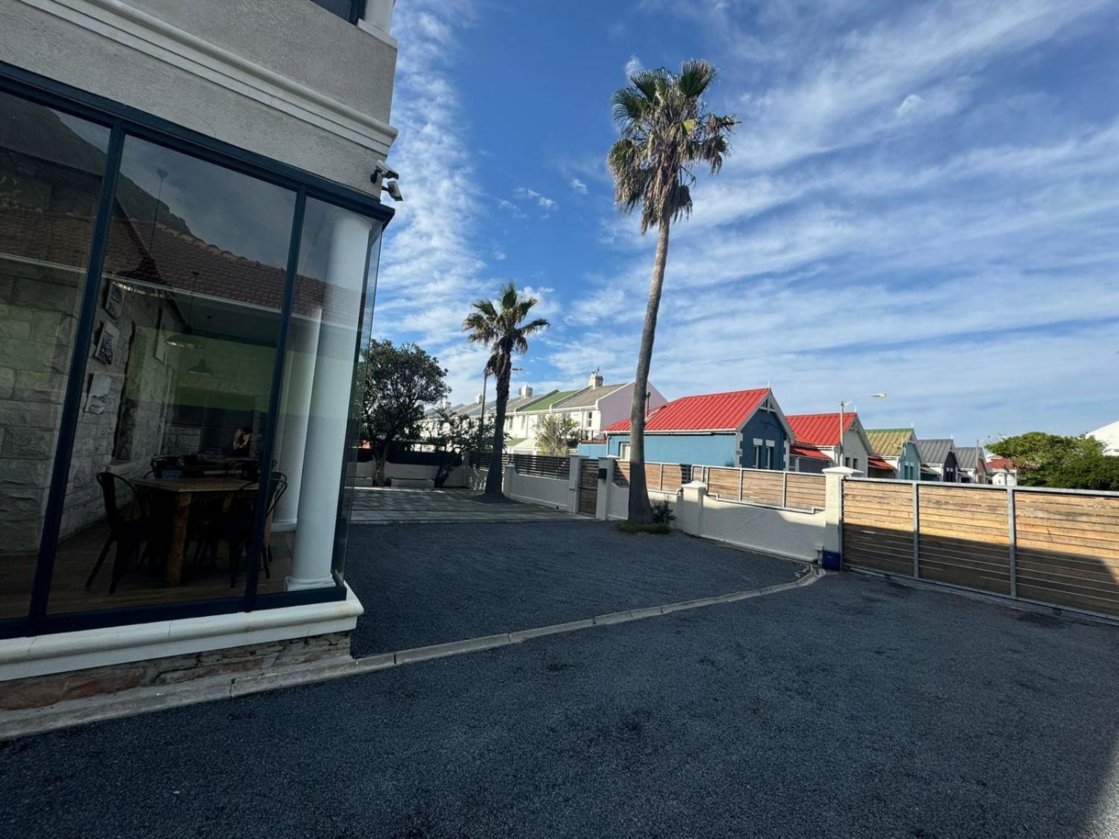 The Place Muizenberg Bed and Breakfast Esterno foto